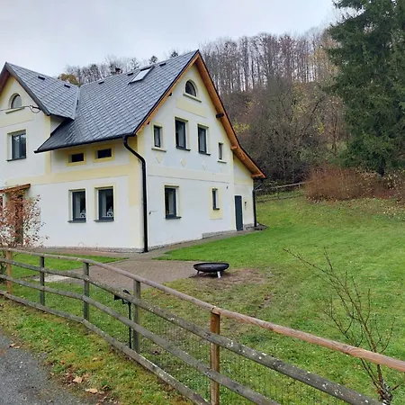 In Natuerlicher Umgebung By Interhome 別荘 Dedov