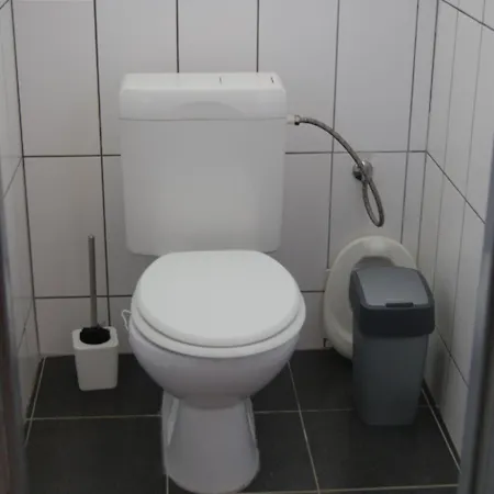 別荘 In Natuerlicher Umgebung By Interhome Dedov